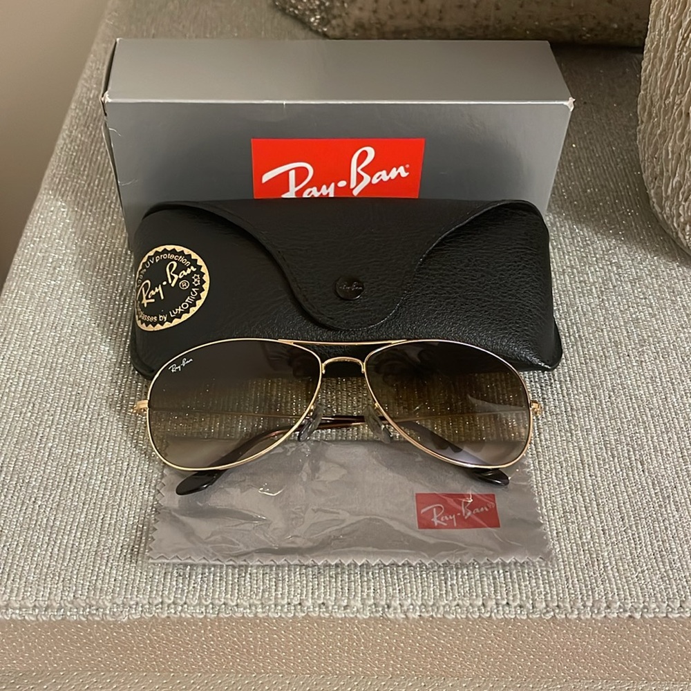 Unisex Sunglasses for women.Aviator Gradient